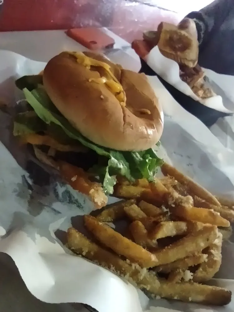 Cheeseburger and Fries